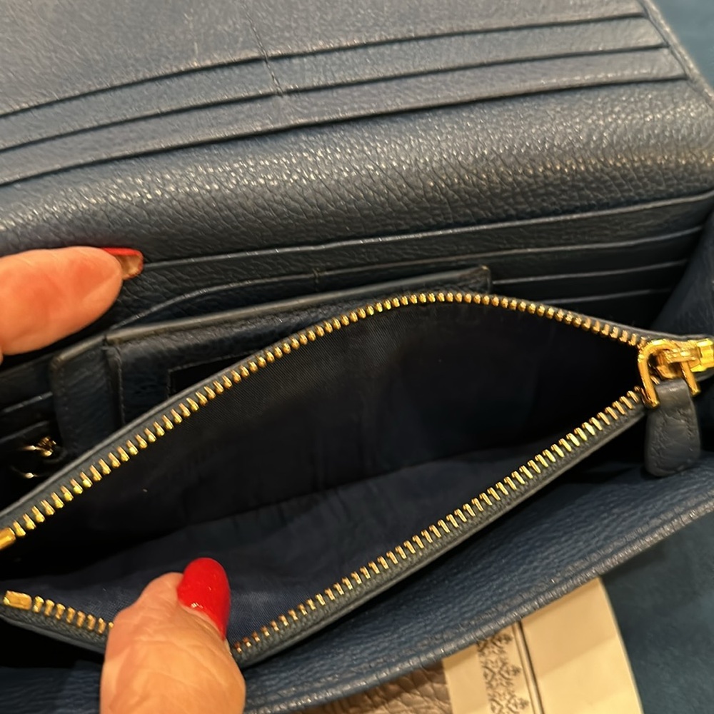 BEAUTIFUL COBALT BLUE PRADA VITELLO DOUBLE LONG WALLET W COA BOX AND CARDS INCL. - Picture 5 of 13